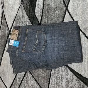 SIGNATURE LEVI STRAUSS GOLD FLEX SLIM STRAIGHT DENIM JEAN